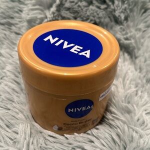 Nivea Body Cream Cocoa Butter with Vitamin E for Dry Skin 400ml